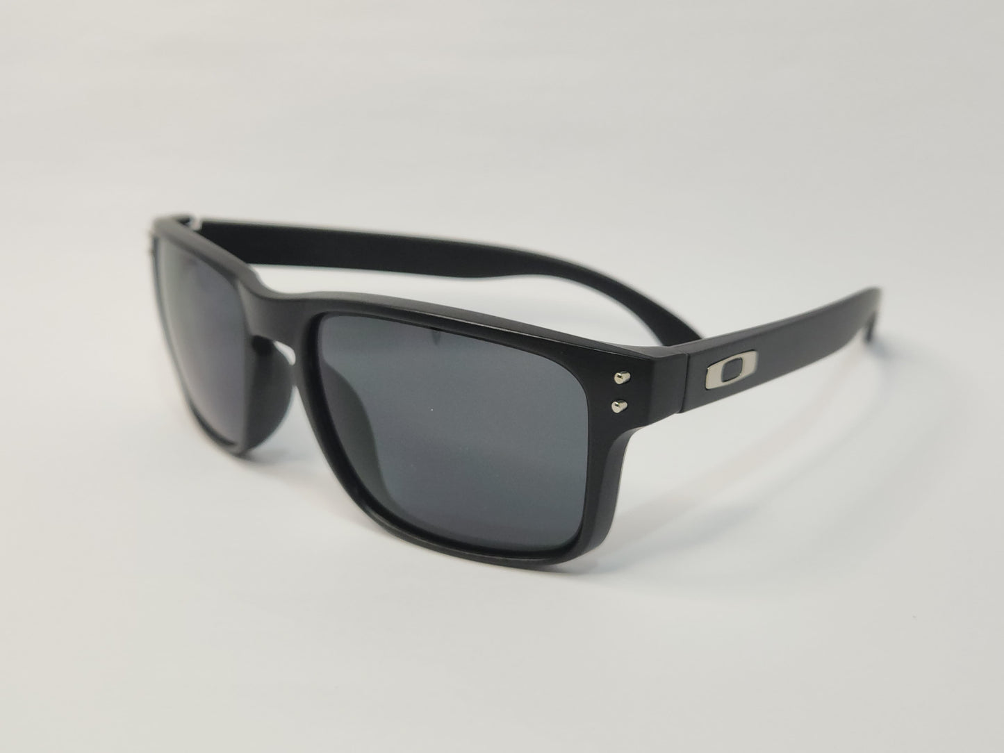 Óculos de Sol Oakley Holbrook com Caixa